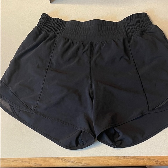 lululemon hotty hot high-rise lined short 4” - Picture 1 of 4